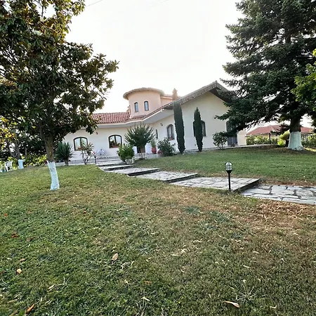 Villa Passion Khiliodhendron